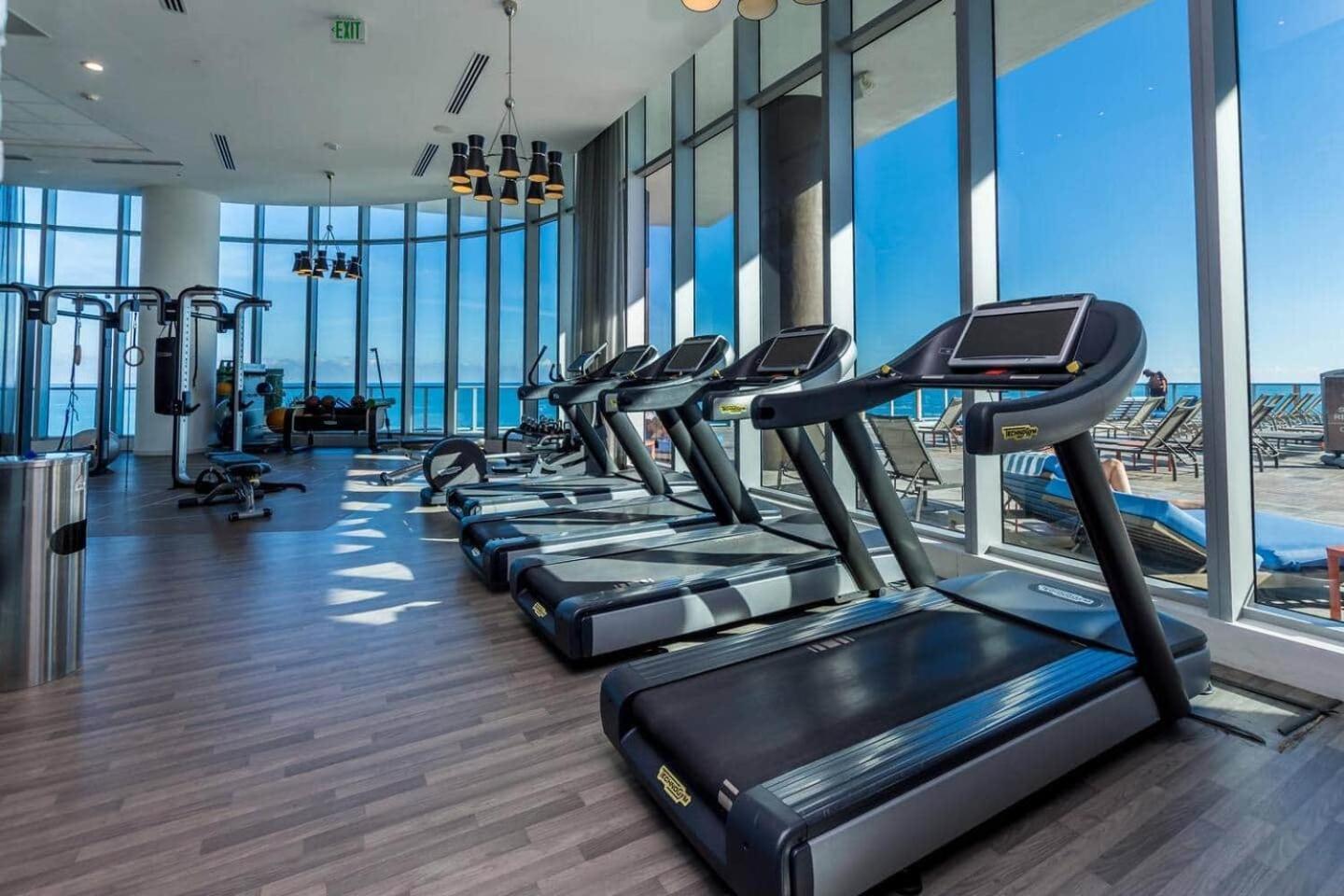Wonderful 2/2 Condo W Ocean View At Hyde Beach Hollywood Exterior photo
